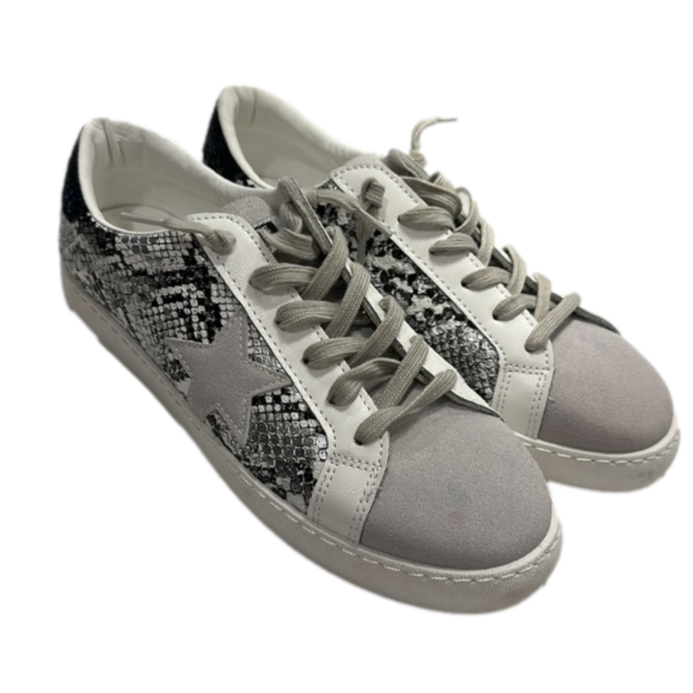 NEW Vintage Havana Python Star Fashion Sneakers